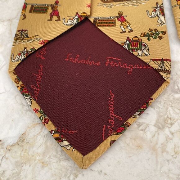 Salvatore Ferragamo 100% Silk Tie Asian Motif - Picture 8 of 11